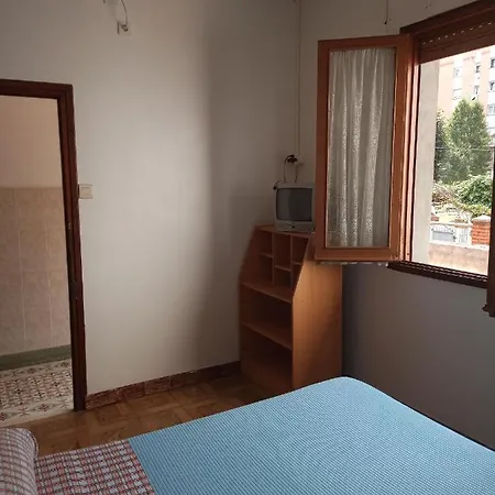 Pinos 2* Хіхон