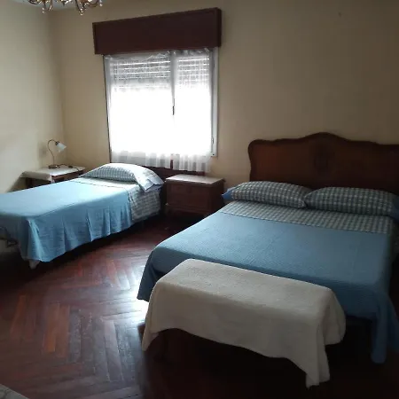 Pinos بيت ضيافة